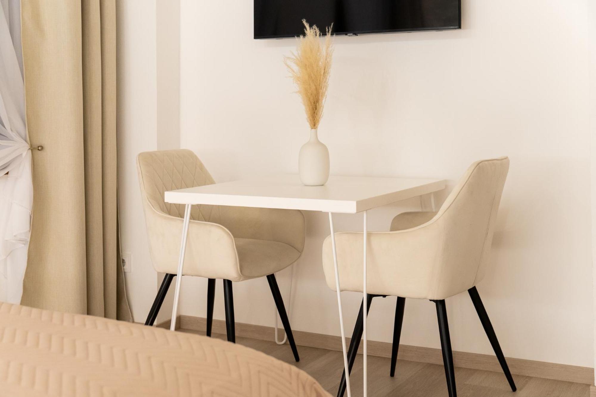 White Wolf Boutique Apartments Olomouc Exterior photo