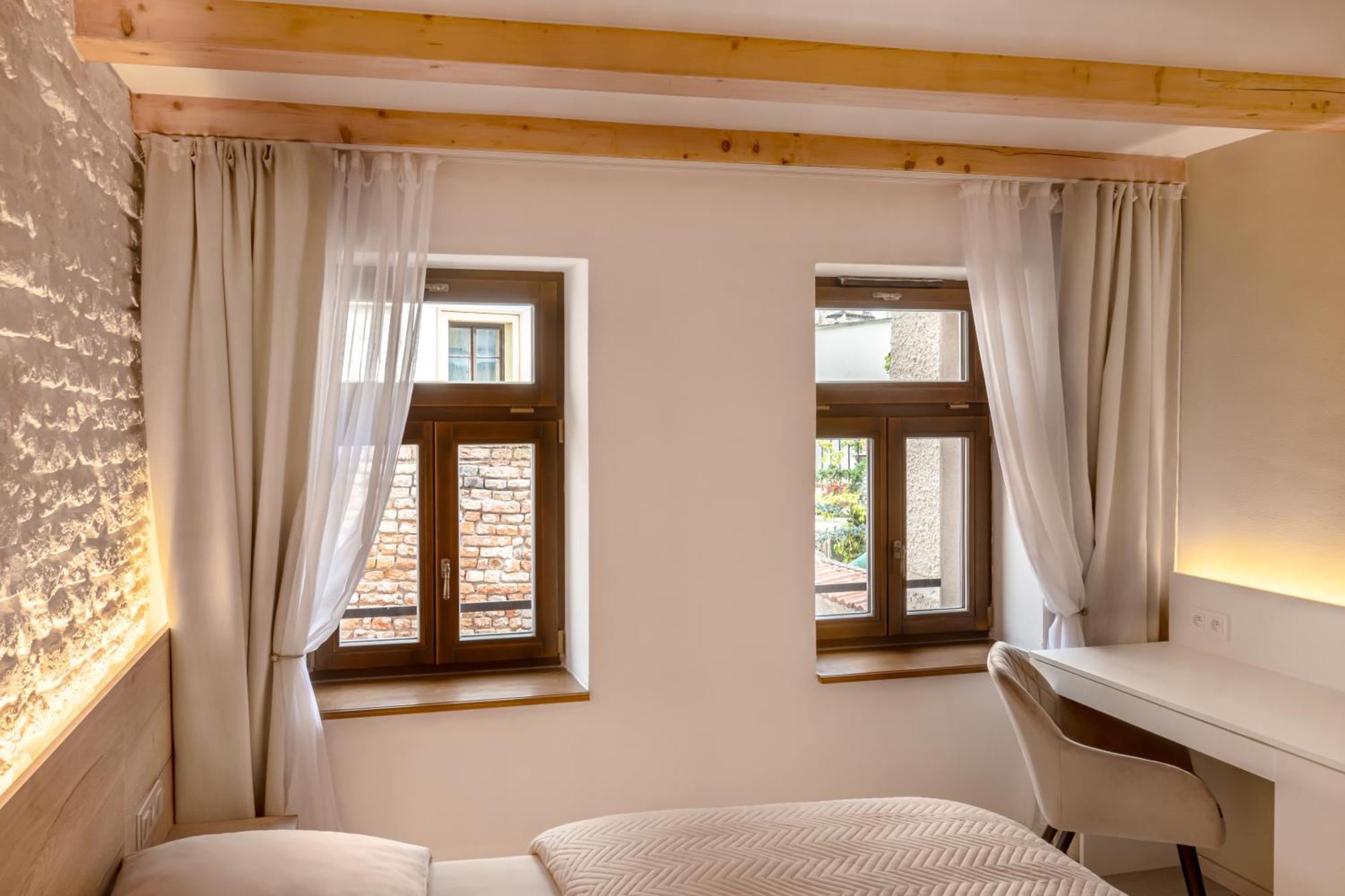 White Wolf Boutique Apartments Olomouc Exterior photo
